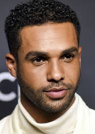 Simon Moon's Instagram, Twitter & Facebook