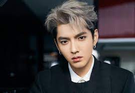 This time, rumors say he has dated 3 girls in just a week. Tw Chinese Police Reveal Investigation Findings On Former Exo Member Kris Wu S Sexual Assault Allegations Kpopstarz
