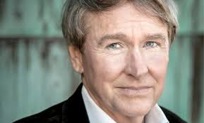 6 books chosen by Ben Fountain