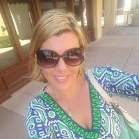 Gayle Knapp's Instagram, Twitter & Facebook