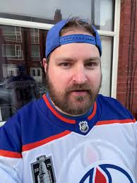 Oilers wallpaper for your phones 📲 #WallpaperWednesday