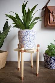 Visit the blog and snag the instructions. 30 Best Diy Plant Stand Ideas Tutorials For 2021 Crazy Laura