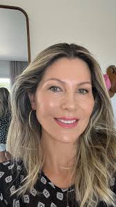 Constância: o segredo para resultados duradouros!, Assim como nos  exercícios físicos, nossa saúde e a beleza da pele dependem de dedicação e  consistência. Pequenos esforços diários, como cuidar da ...