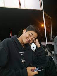 Foto cowok ganteng foto cowok, artis cowok, cowok seksi, cowok ganteng, cowok panggilan, cowok tampan. Senyummm Teros Remaja Gambar Fotografi