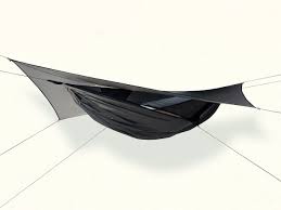 In a perfect setting, a camping trip goes hand in hand with perfect weather. 6 Camping Hammocks Kamock Warbonnet Dd Amok Wired