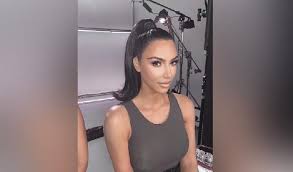 It takes time to look this good. Tutorial Makeup Singkat Untuk Work From Home Ala Kim Kardashian Cantik Tempo Co