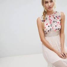 Model robe cocktail femme ro530. Quelle Tenue D Invite Pour Un Mariage Champetre En 2020 Wedding Secret