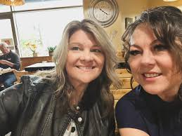 Looking for these. If anyone has a lead, let me know. Lenox Forever Yours  Swans.