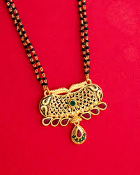 Explore the best mangalsutra collection in 22k yellow gold, white gold, cz and diamond, ranging from light weight to bridal short and long styles, including south indian wati designs. Mangalsutra à¤® à¤—à¤²à¤¸ à¤¤ à¤° Buy Designer Silver Gold Plated Mangalsutra Online
