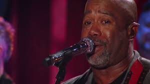 Darius Rucker: "Wagon Wheel" At New Year's Eve Live: Nashville's Big Bash