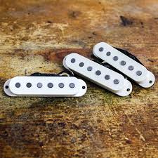 Monty's 62 Strat set
