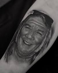 𝕺𝖘𝖈𝖆𝖗 𝕵𝖔𝖗𝖉𝖆𝖓 𝖀𝖗𝖇𝖎𝖓𝖆 (@oskarjordantattoo) · Instagram 照片和视频