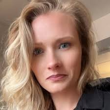 Dr Kate Boardman (@KateABoardman)