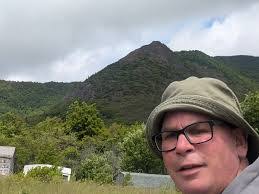 Eli Welsh's Instagram, Twitter & Facebook