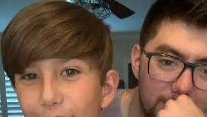 Amazon.com: Caja Blaster de tarjetas de fútbol puntuación 2023 (132 cartas)  : Deportes y Actividades al Aire Libre