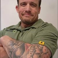 100+ "David Saylor" profiles