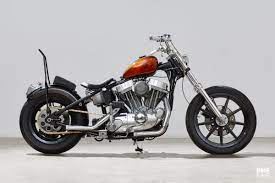 Lo Fi Perfection A Harley 883 Bobber From Canada 883 Bobber Harley 883 Bobber Harley Davidson Sportster
