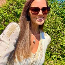 Hi what's the exchange rate for changing £ into Baht please 🙏