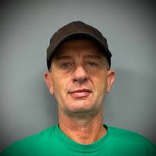 Lori Tincher's Instagram, Twitter & Facebook