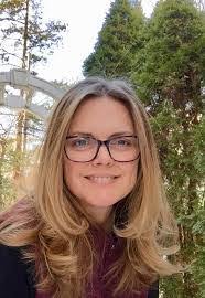 Rebecca Harmer's Instagram, Twitter & Facebook