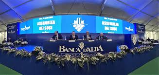 Banca d'alba (bcc di alba,langhe e roero) è nata dalla fusione di tre banche di credito cooperativo fondate alla fine dell'800: Numeri Da Record Per L Assemblea Soci Banca D Alba 2019 Foto E Video Www Ideawebtv It Quotidiano On Line Della Provincia Di Cuneo