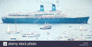 Wann und wo achille lauro wurde geboren? Ship Cabin Passenger Stockfotos Und Bilder Kaufen Alamy