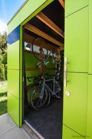 Design Gartenhaus Fahrradhaus Gart Drei Lime Green Niemals Streichen Munchen Germany Design Garden Shed Design Gartenhaus Gartenhaus Fahrradhaus