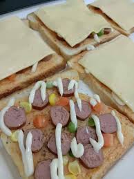 Ini dia resep membuat pizza roti tawar mudah. Mini Express Pizza Guna Roti Cara Mudah Buat Kek Facebook