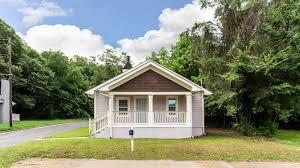 Zillow has 14 homes for sale in atlanta ga matching brick bungalow. Luxury Bungalow In Convenient Location Atlanta Updated 2021 Prices