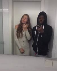 Alphonso davies asked out his girlfriend jordyn huitema by simply saying, so i'm wondering if you wanna to be alphonso davies girlfriend?. 433 Alphonso Davies Just Flipped A Switch Facebook