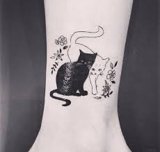 Black And White Cat Tattoo Pin By Blanca Martinez On Tattoo Cat Tattoo Designs Cat Tattoo Black Cat Tattoos