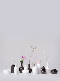 Middle Kingdom Mini Porcelain Vase 3 Black In 2020 Middle Kingdom Vase Mini Vase