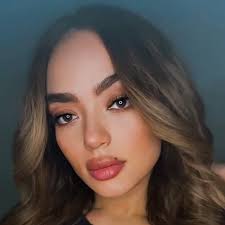 Sarita Chavez's Instagram, Twitter & Facebook