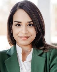 Vicki Gould's Instagram, Twitter & Facebook