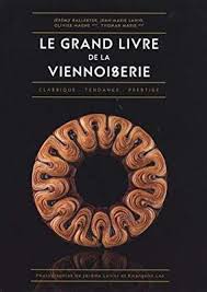 Amazon Fr Le Grand Livre De La Viennoiserie Marie Thomas Lanio Jean Marie Magne Olivier Ballester Jeremy Lanier Jer En 2020 Grand Livre Viennoiserie Livre
