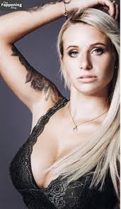 Carina Spack Sexy & Topless (8 Photos) | TheFappening