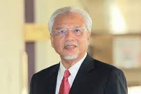 Kuala lumpur, aug 8 — datuk seri ahmad husni mohamad hanadzlah today confessed to duplicity in his 2016 media statements over his resignation as second finance minister, saying he did so to avoid spoiling the name of datuk seri najib razak. Najib S Src Trial Defence Discredits Former Second Finance Minister Amid Sexual Misconduct Allegations The Edge Markets