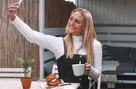 Another way to make money with your food blog is to team up with brands and companies for sponsored content. How To Make Money As A Food Blogger Carinaberry Com