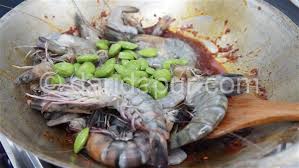 Udang kecil bisa dimasak apa? Resepi Sambal Udang Masak Merah Dengan Petai Yang Menggiurkan Daridapur Com