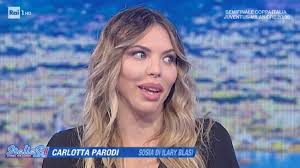Ilary blasi è nata a roma il 28 aprile 1981 e che si è diplomata al liceo scientifico. Italia Si Liorni Ospita Sosia Ilary Blasi Somiglianza Clamorosa Foto Lanostratv