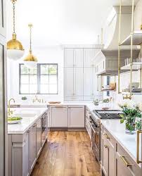 White is a flexible color, and since white granite has flecks which vary from beige, brown, gold and gray, these mixtures of colors make it highly suited for all interior color palettes. Grey Gold Kitchen 4 The Heart S Delight