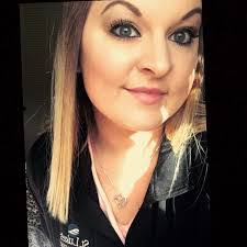 Kim Terhaar's Instagram, Twitter & Facebook