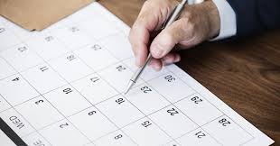 The labour law provides for annual leave to all workers on completion of one year of service. Bahrain Labour Law Employees Official Leaves Bahrain Ofw