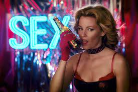 See her naked in photos with boobs, ass and pussy. Elizabeth Banks 5 Awesome Performances And 5 That Sucked Page 2