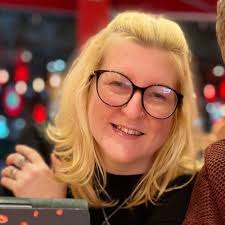 stepuptomanagement #lifestorywork