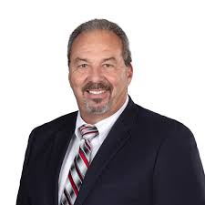 People & changes: Lawyer Jean Pierre Espinoza receives diversity award