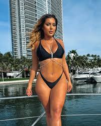 Maya Hart - Free pics, galleries & more at Babepedia