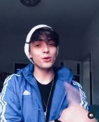 Yigitresmi Panosundaki Pin