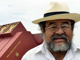 Walter Alva's Instagram, Twitter & Facebook