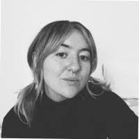 Tracy Cunha's Instagram, Twitter & Facebook